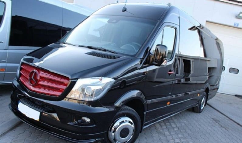 Norte: Bus booking in Fiães in Fiães and Portugal